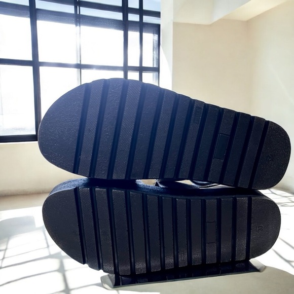 Shelly’s London- Kyler Platform Sandals with Straps Silver Black- 37/7 - Picture 11 of 11